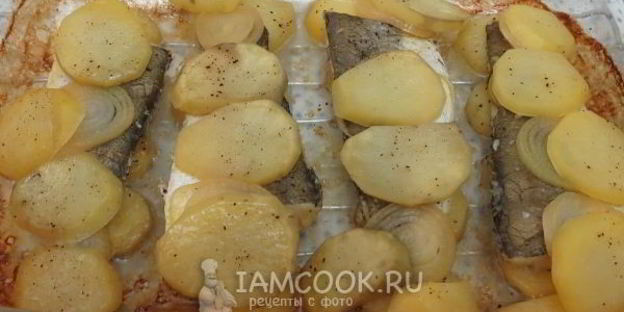 хек с картошкой в духовке