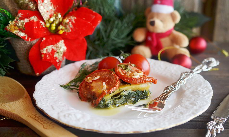 Рецепт рыбы в духовке со шпинатом и помидорами