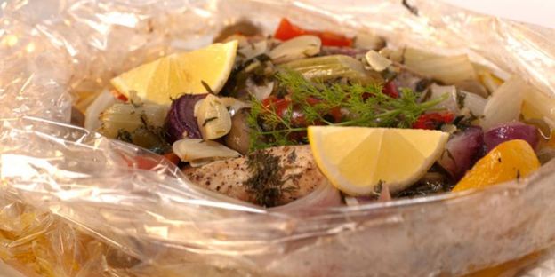 щука с овощами в рукаве