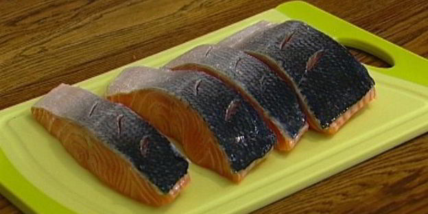 семга со сливочным соусом из белого вина и мидий