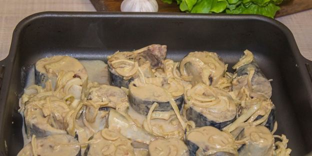 скумбрия в горчичном соусе запеченная