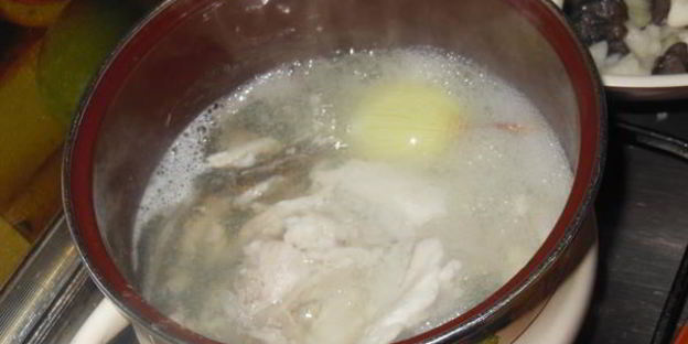 судак с грибами и сметанным соусом