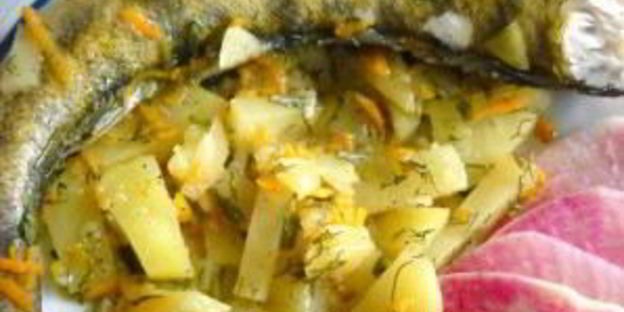 судак, запеченный в рукаве