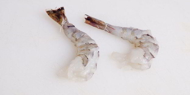 шафрановая лапша с креветками