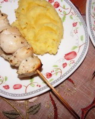 Куриные шашлычки в ананасовом маринаде