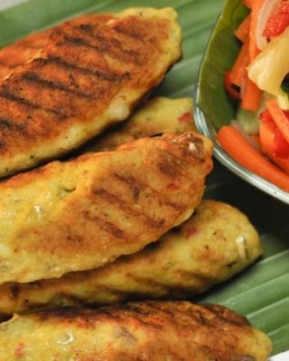 Сатэ Лилит Икан — шашлычки из рыбы по-балийски