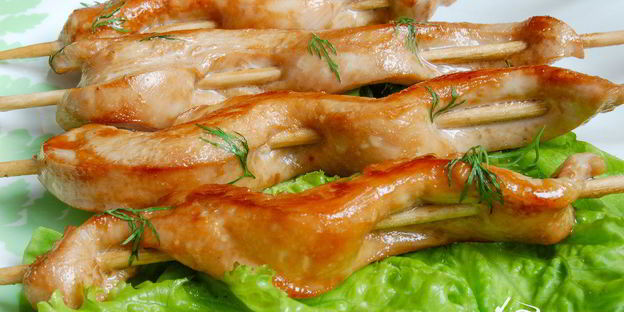 шашлычки из куриной грудки в соевом соусе