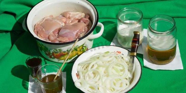 шашлык из курицы на пиве с молоком