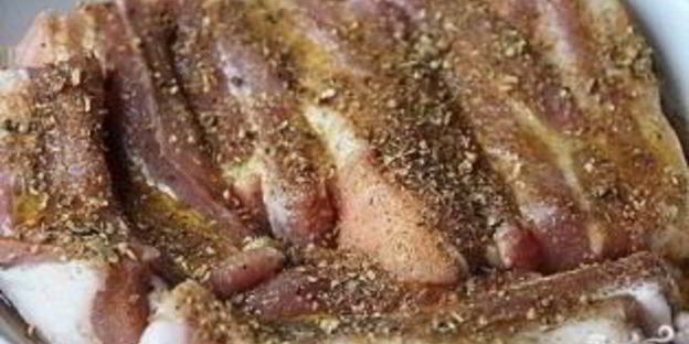 шашлык из ребрышек свинины