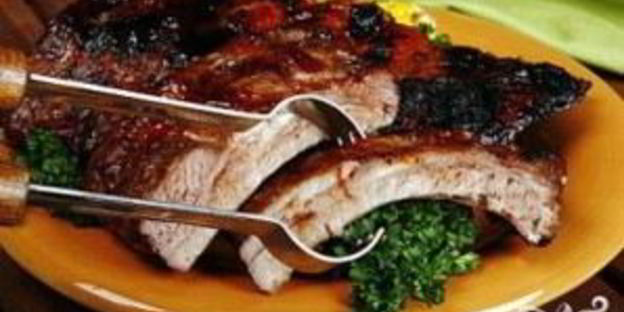 шашлык из ребрышек свинины