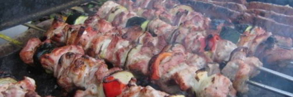 Шашлык из свинины с киви