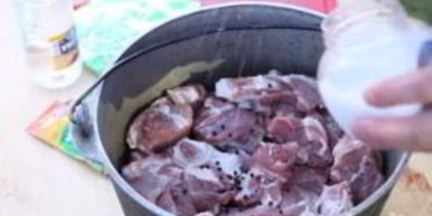 шашлык из свинины с уксусом