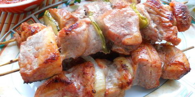 шашлык из свинины в томатном маринаде в духовке