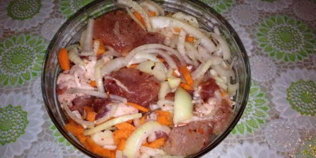 шашлык в мультиварке из свинины