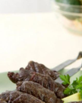 Шашлыки из баранины с чесноком