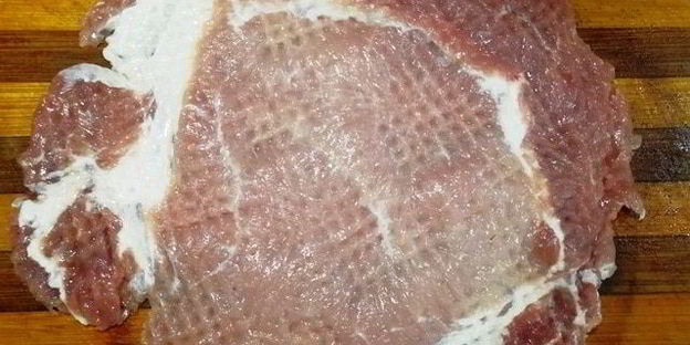 сочный шашлык из свинины на балконе