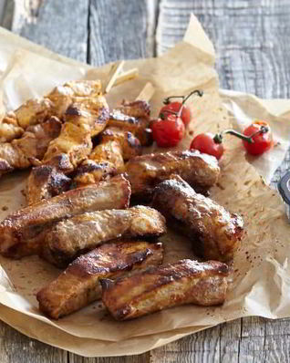 Свиной шашлык с перечным соусом