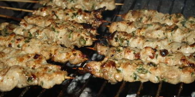 тайские шашлычки из свинины на мангале