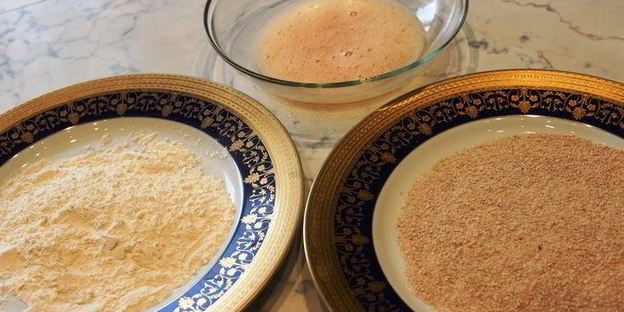 куриный шницель с грибным соусом