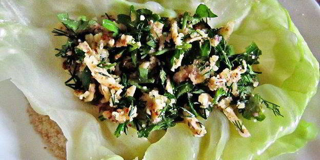 пикантные шницели из молодой капусты