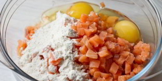 рубленые шницели из лосося