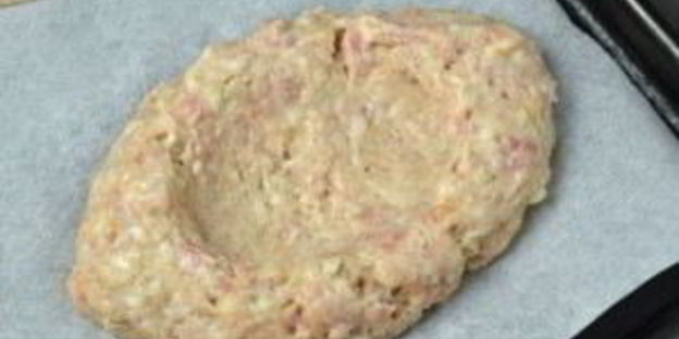 шницель из фарша с яйцом