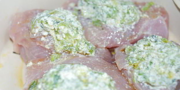 шницель из индейки с зеленью