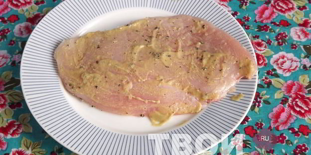 шницель из куриной грудки в лимонно-чесночной панировке