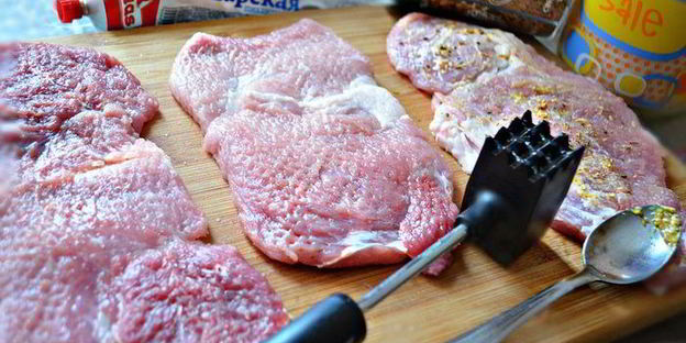 шницель из свинины по-карагеоргиевски