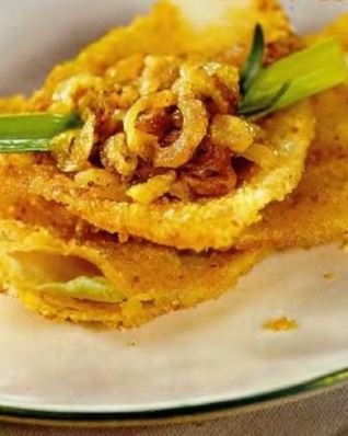 Шницель капустный с луковой заправкой