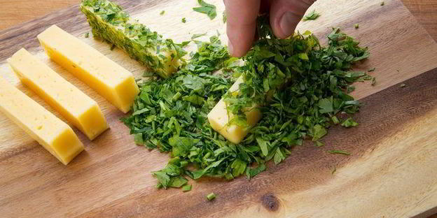 шницель с сыром в беконе