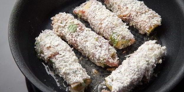 шницель с сыром в беконе