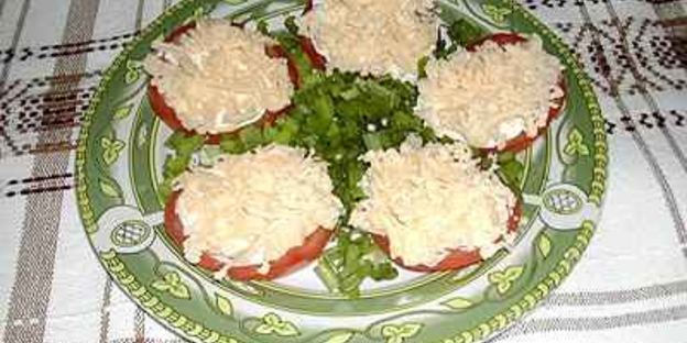 шницели куриные и печень с салатом