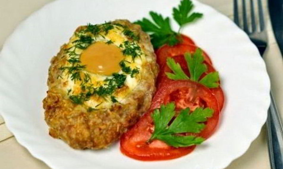 Рецепт шницелей с сыром и яйцом