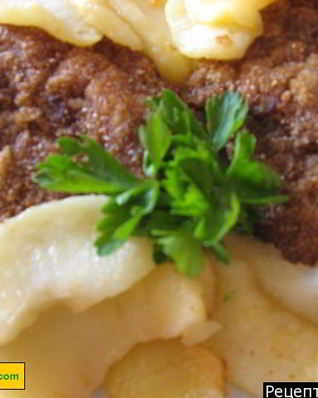 Свиной шницель из свинины