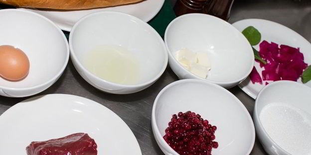 венский шницель из парной телятины в хрустящей корочке