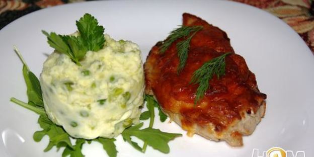 запеченный свиной шницель