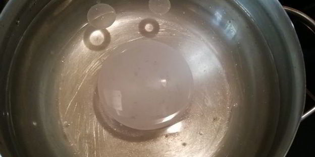 соба — гречневая лапша с говядиной и овощами