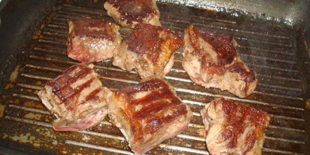 мини стейки на гриле с овощами