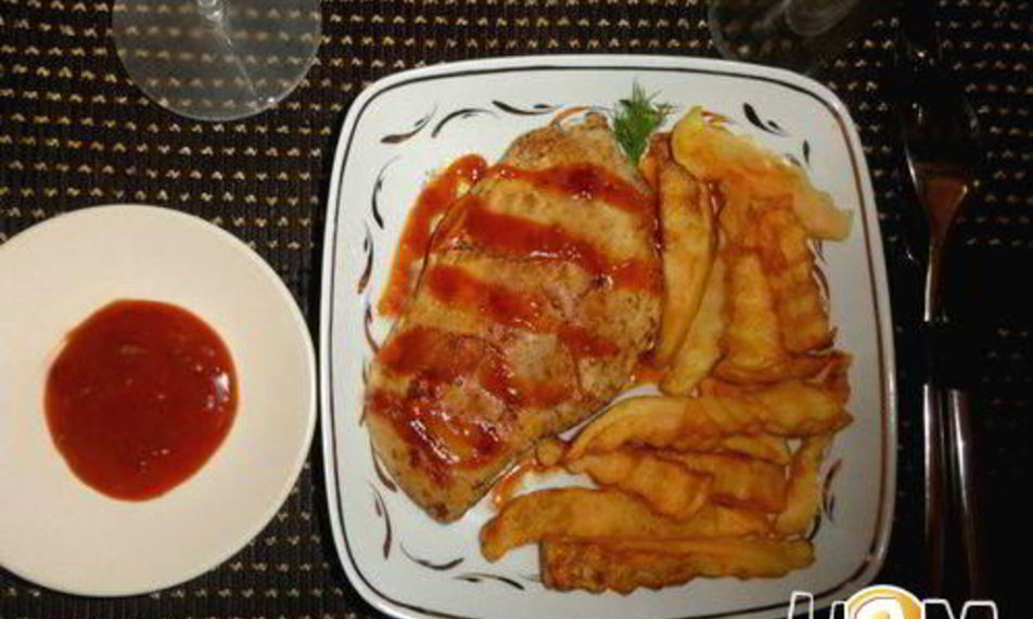 Рецепт стейка гриль с картофелем и соусом barbecue