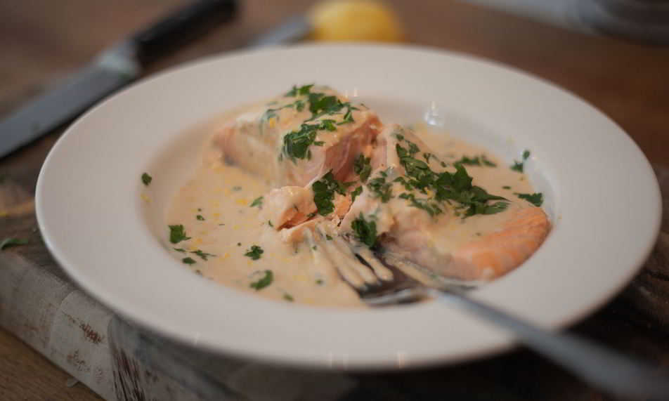 Рецепт стейка из семги в сливочном соусе