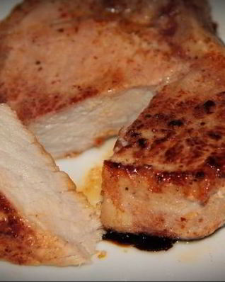 Стейк из свинины в мультиварке