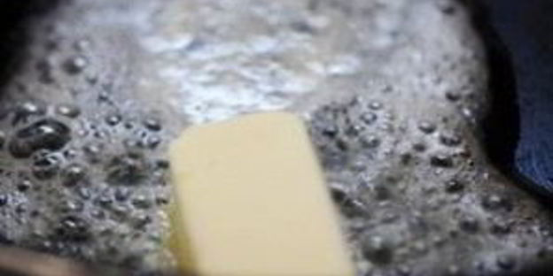 стейк в сырном соусе