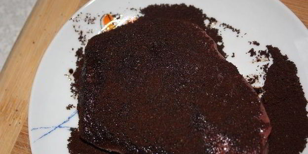 стейки с кофейной корочкой