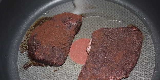 стейки с кофейной корочкой