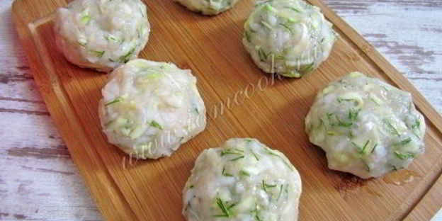куриные тефтели с цукини и рисом