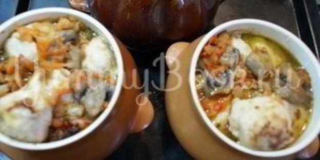 куриные тефтели в горшочках