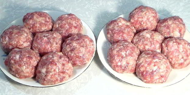 мясные тефтели в овощном соусе