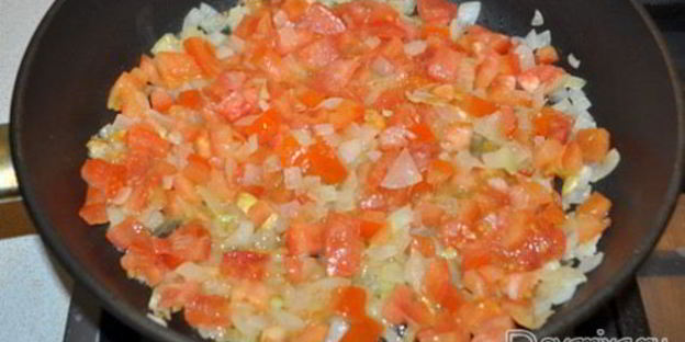 рыбные тефтели в соево-томатном соусе