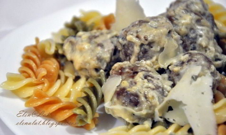 Рецепт шведских тефтелек в сливочном соусе с грибами